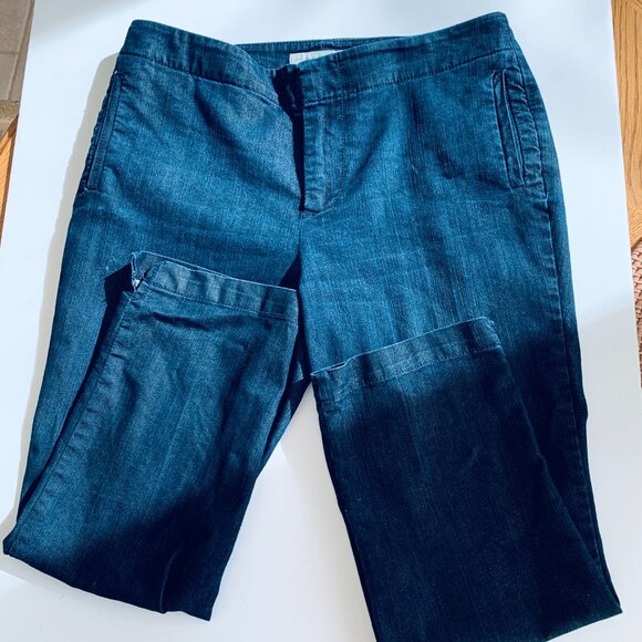 CHICO’S PLATINUM DENIM Ultimate Fit Crop Jean Hint of Gold - Picture 7 of 14